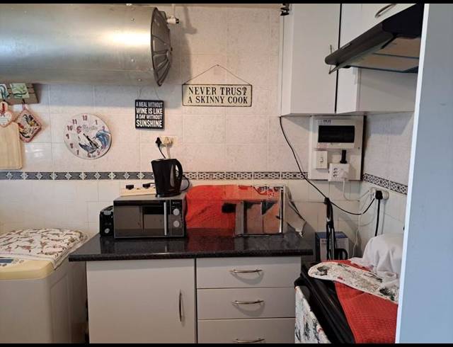 1 BEDROOM APARTMENT FOR SALE IN PELHAM